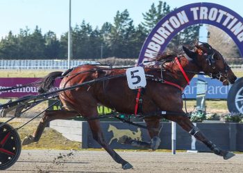 Carlin gets back to back wins