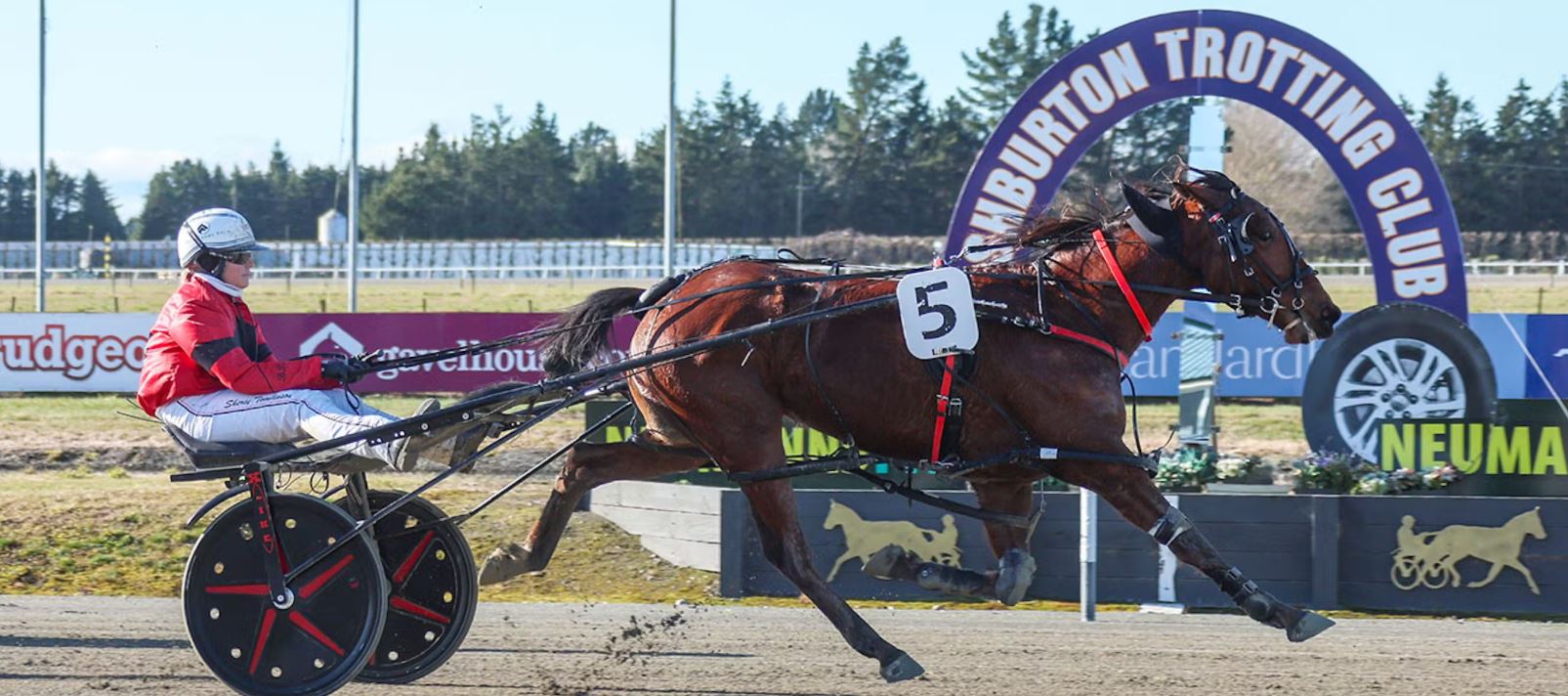 Carlin gets back to back wins 1