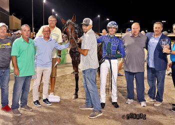 Harrisburg Heist shocks in 1:48.3