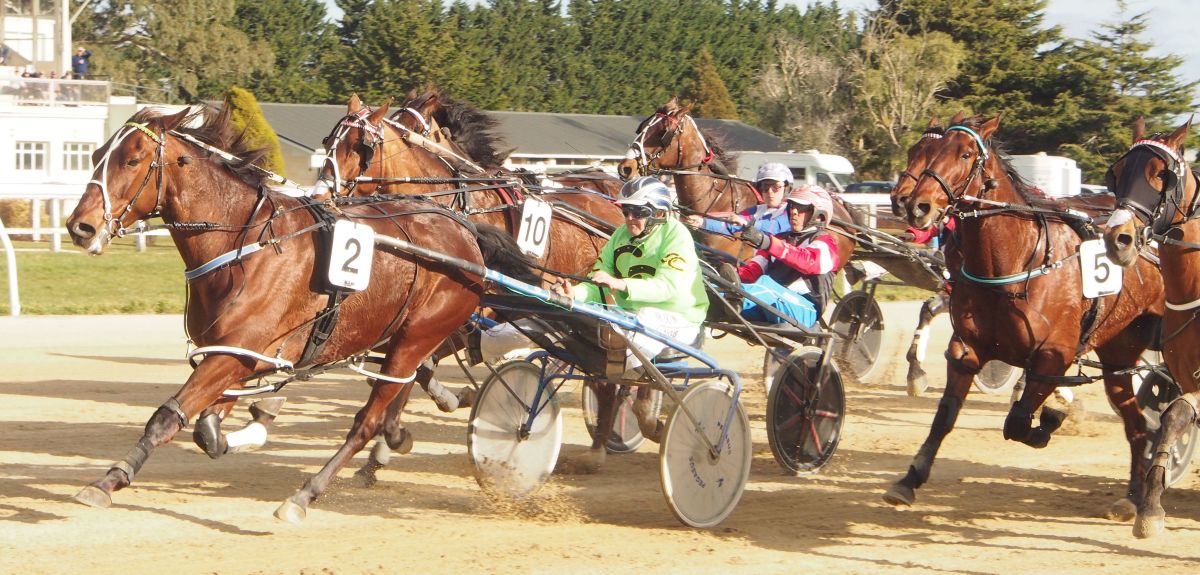 Akuta and I Dream Of Jeannie double down 1