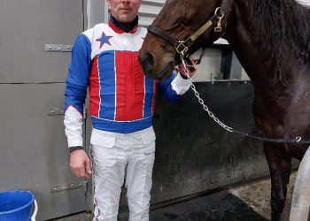 Horn Player’s speed blows them away