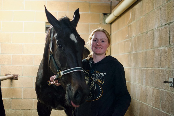 Chloe Formosa strikes in Newcastle Nutrien Heat 4