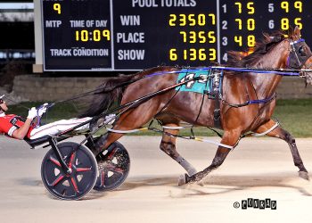 Track record to Twin B Joe Fresh in $250,000 Dayton Distaff Derby