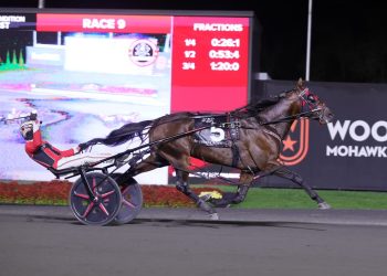 Ervin Hanover flies with fastest mile ever paced in Canada