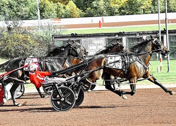 Closers bring the thunder in Saturday wins