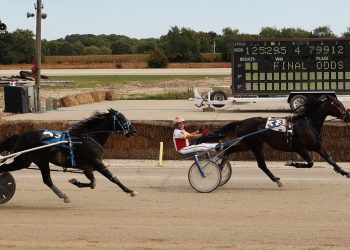 Main and Harmon finish 1-2