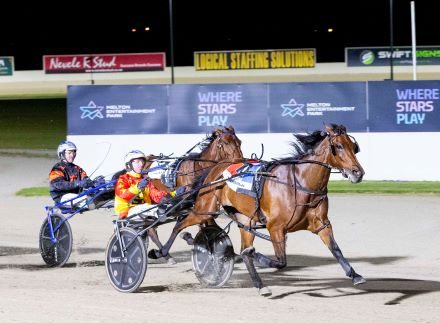 Cameron Hart’s drive the main factor in Beach Diamond’s VicBred Win 1