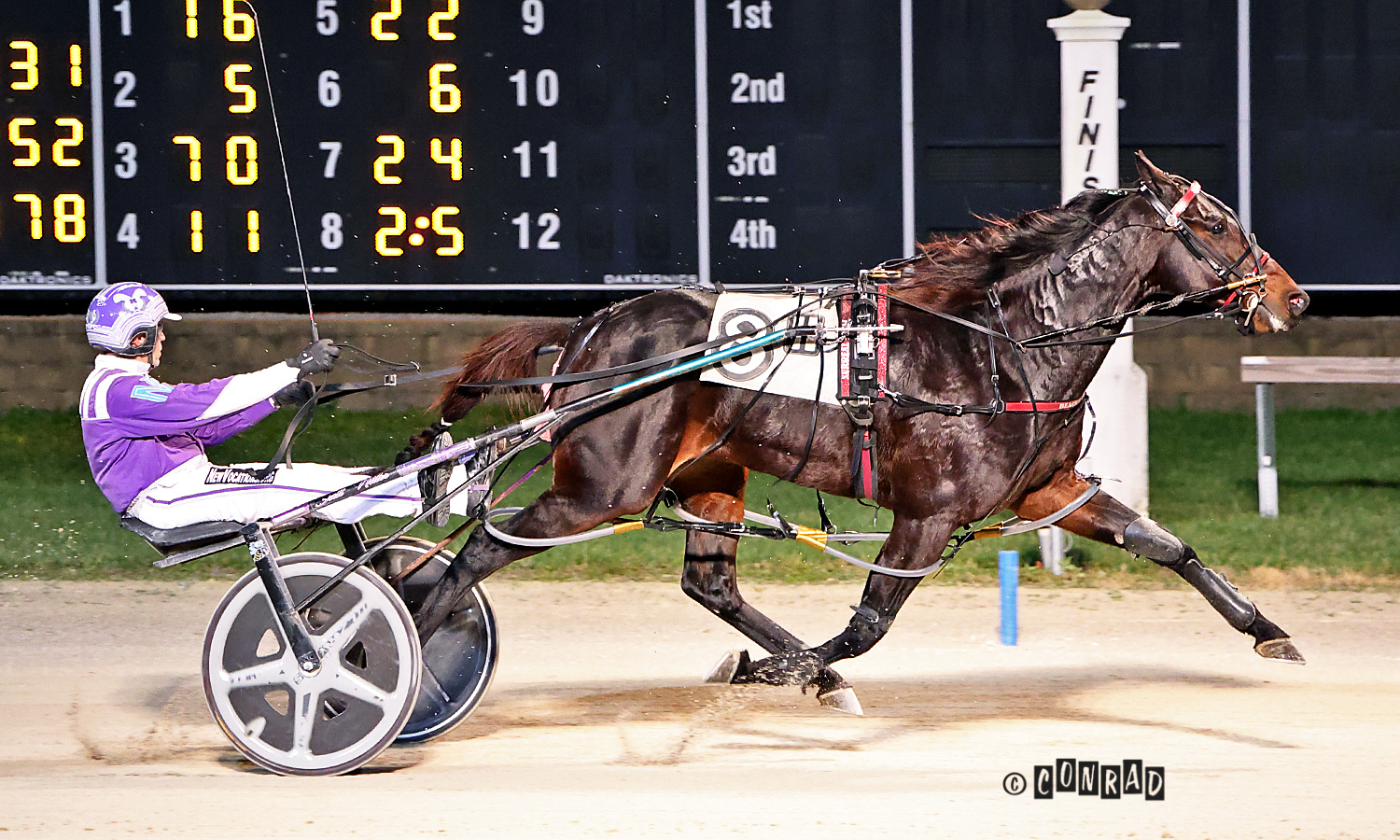 Surreal Ideal rumbles first over for seventh straight 1