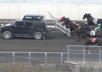 Net Weight wins a chilly Philly feature