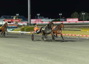 Keayang Zahara’s maintains her brilliant record