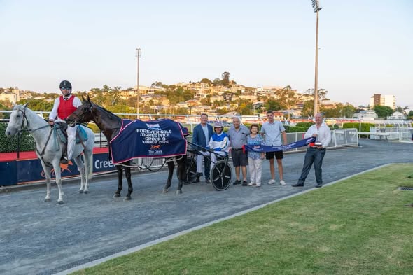 Lux Aeterna storms through in Mares classic 2