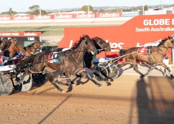 Places You Dont takes inside run for Globe Derby feature success