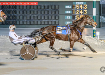 Fruit Snacker rockets to victory at Bally's Dover on Tuesday night